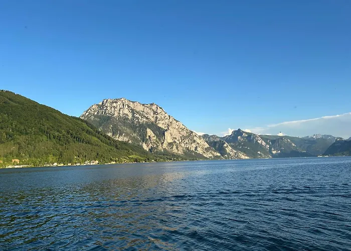 Haus Foedinger شقة